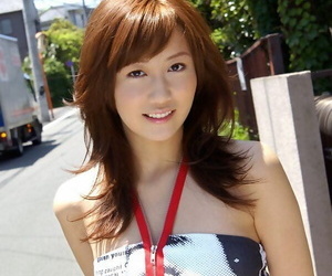 Japon teen Yui Seto